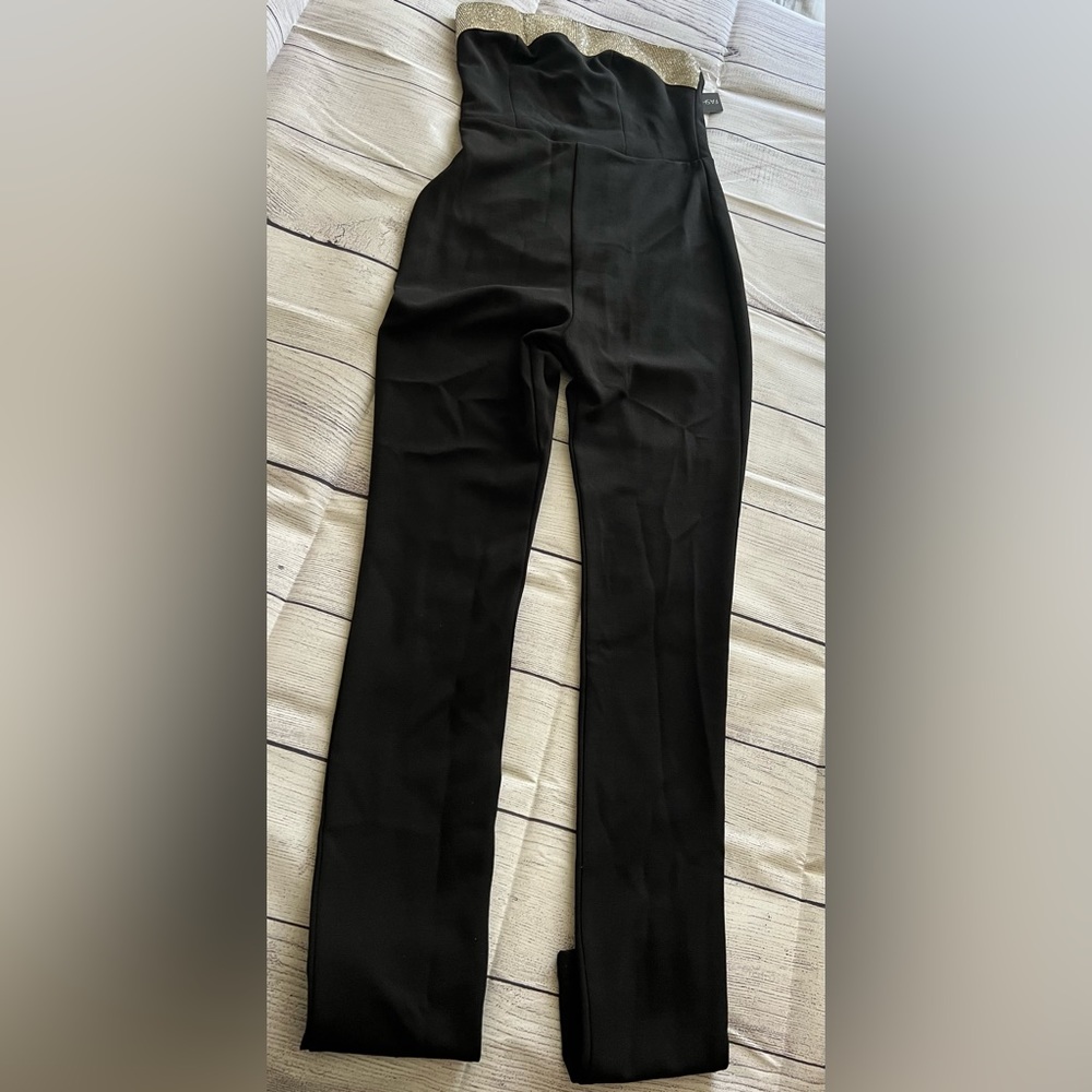 BEAUTIFUL Fashiona Black Rhinestone Fitted Jumpsuit🖤NEW with Tags!! Never worn